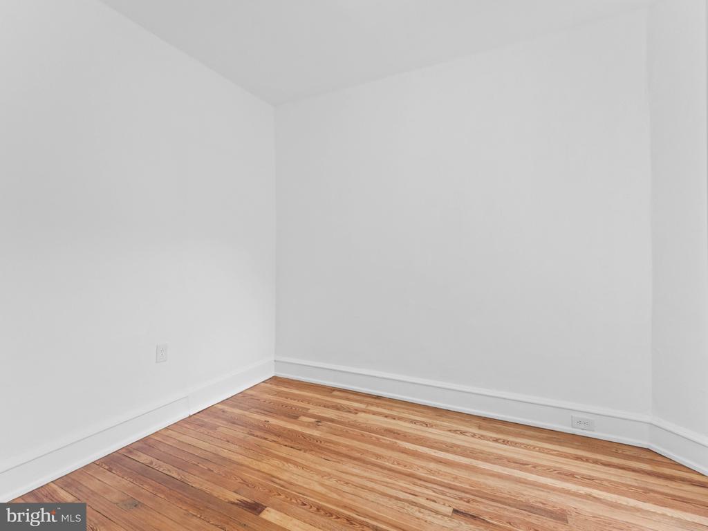 1618 S 54TH STREET