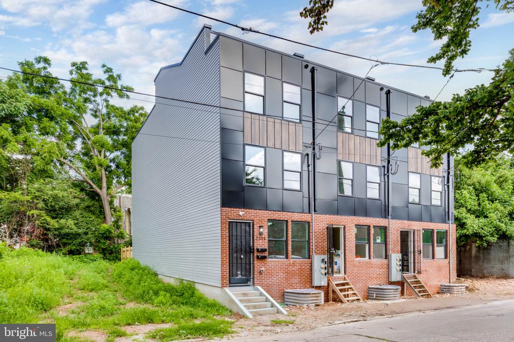 2314 N SYDENHAM STREET Unit: 1