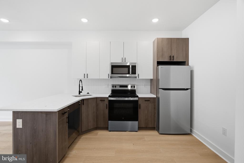 2253 N 12TH STREET Unit: 1