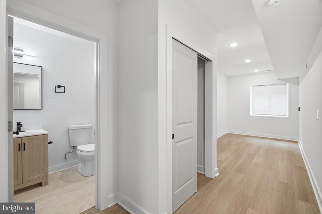 2253 N 12TH STREET Unit: 1