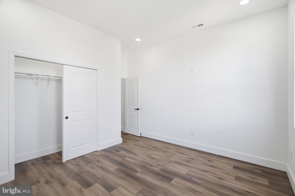 1520 S 22ND STREET Unit: 2