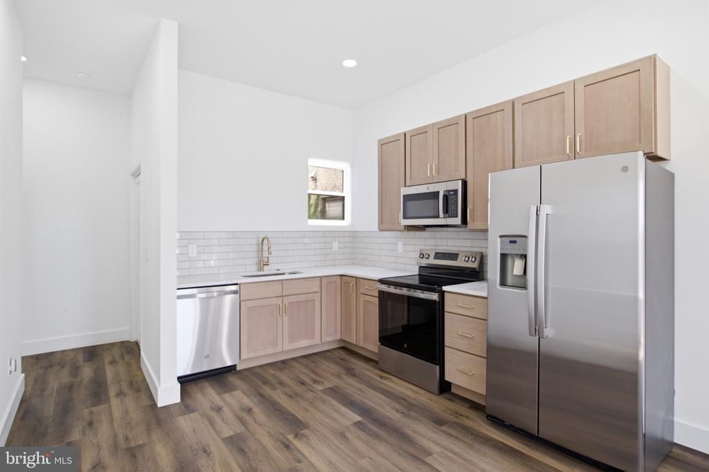 1520 S 22ND STREET Unit: 2