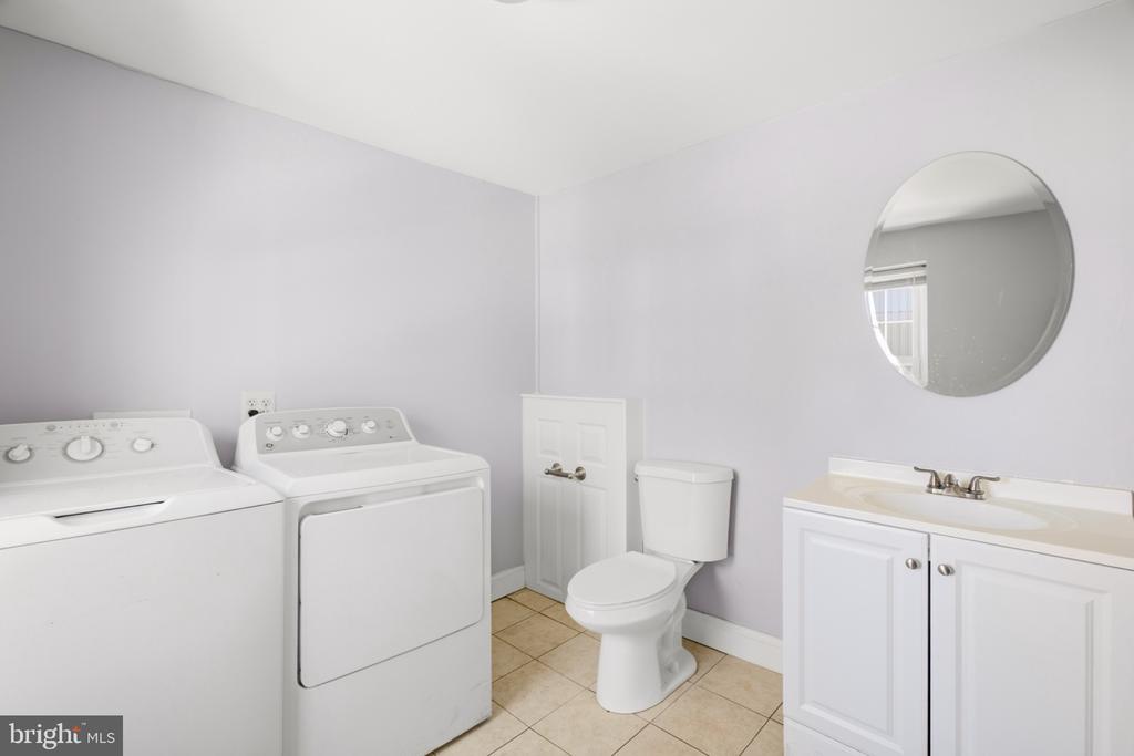 1821 MEMPHIS STREET Unit: 2