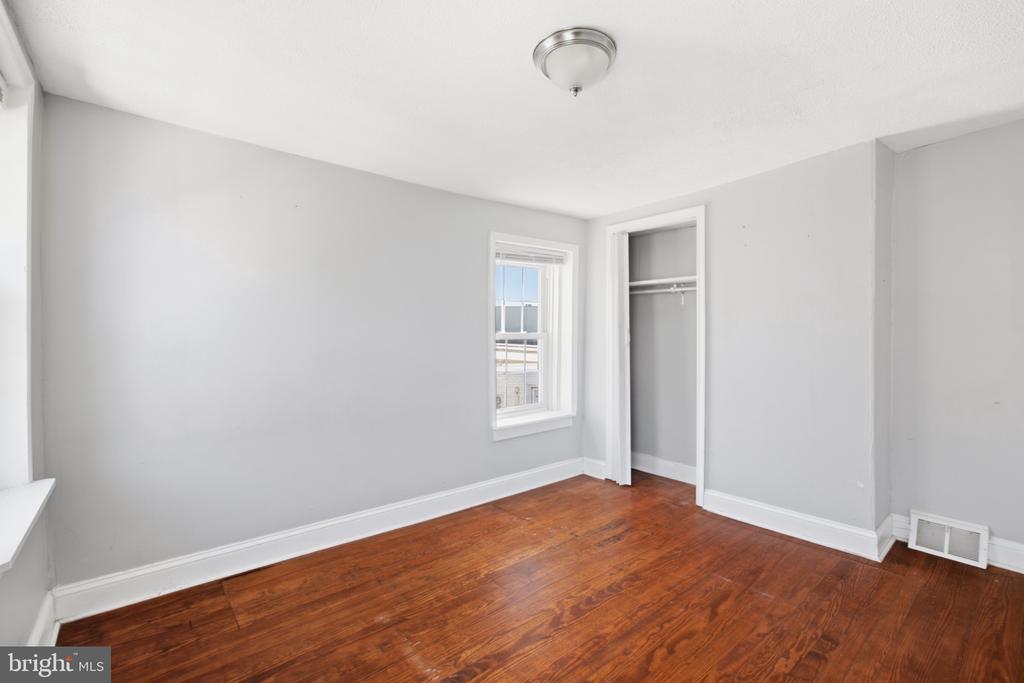 1821 MEMPHIS STREET Unit: 2