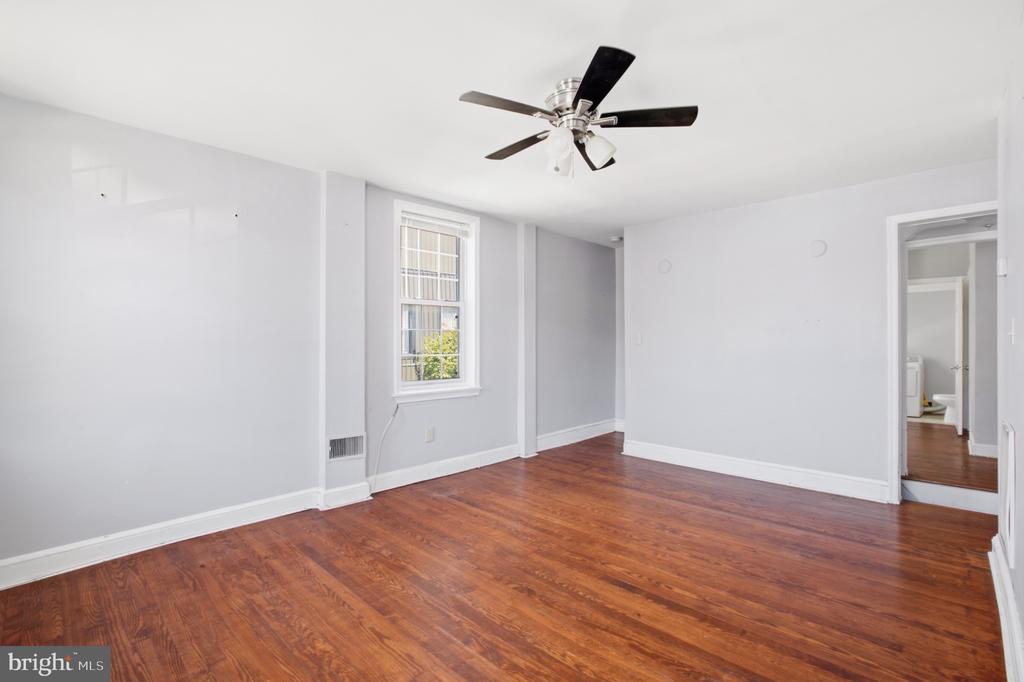 1821 MEMPHIS STREET Unit: 2