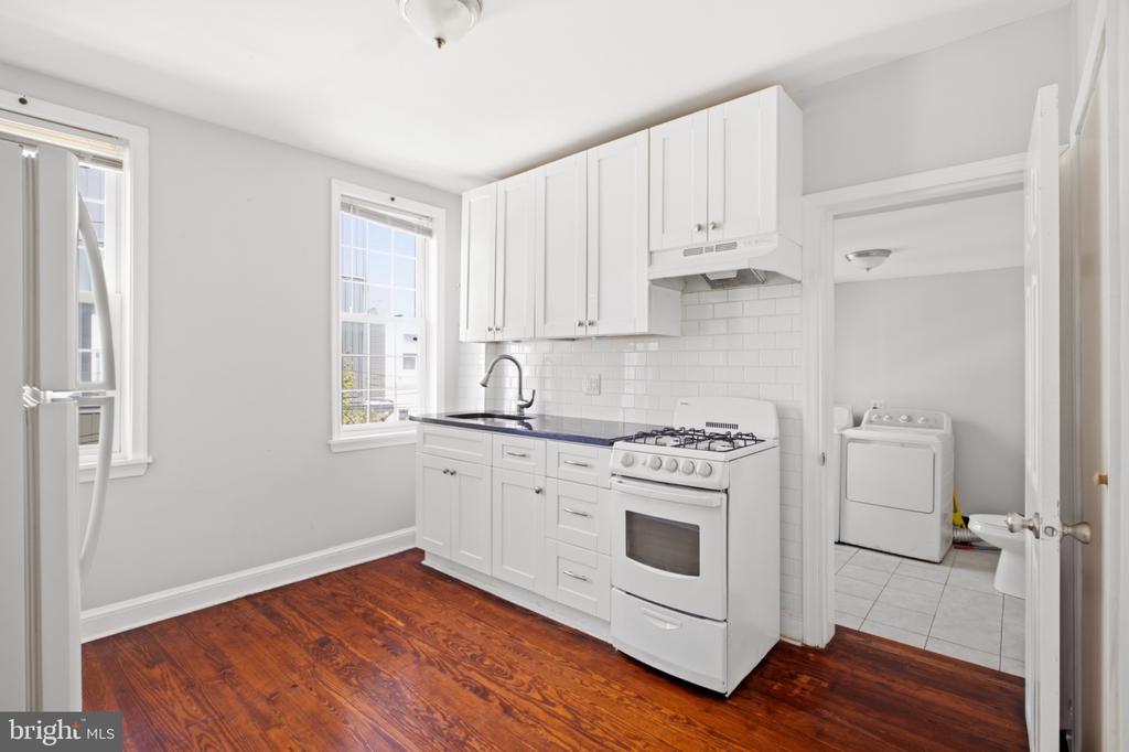 1821 MEMPHIS STREET Unit: 2