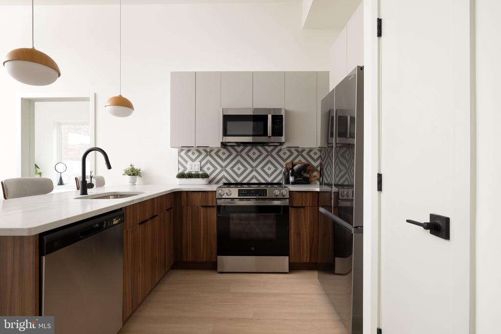 1818 N 53RD STREET Unit: 416