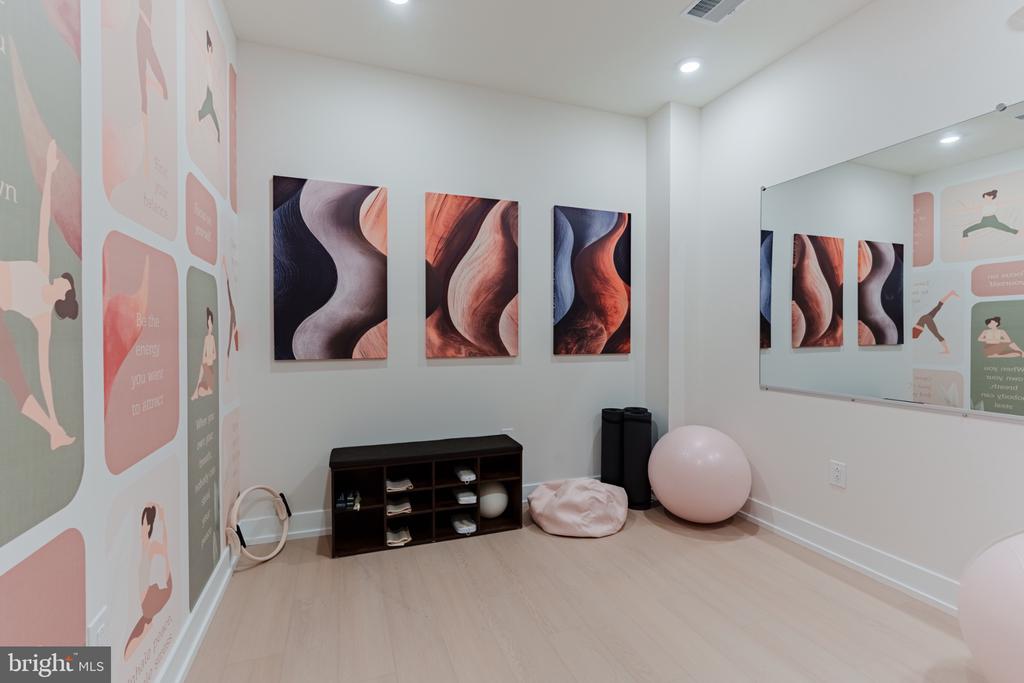 1818 N 53RD STREET Unit: 416