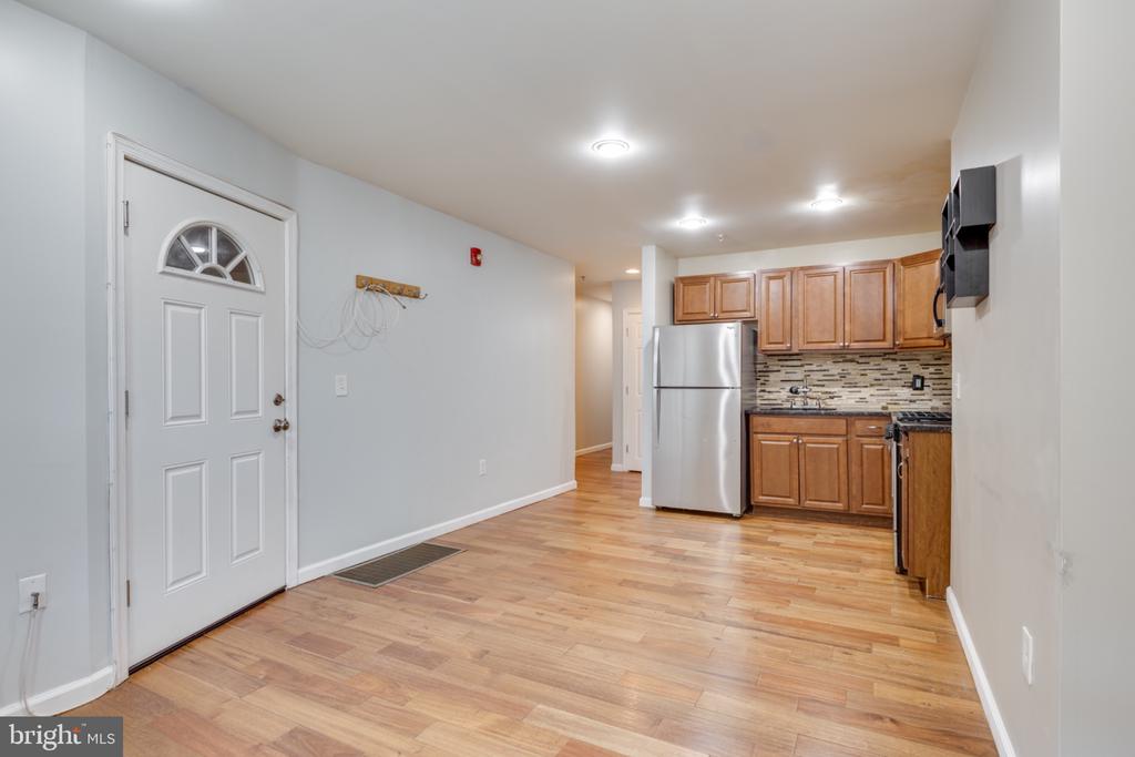 662 N 33RD STREET Unit: #1