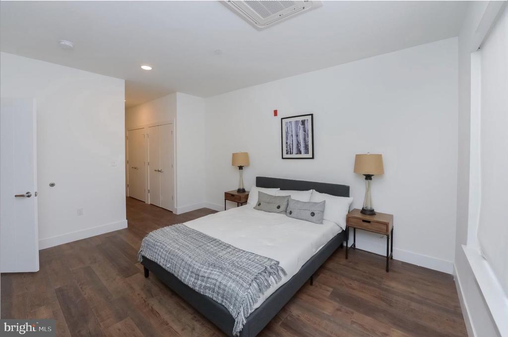 1203 GERMANTOWN AVENUE Unit: 419