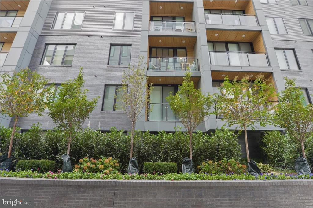 1203 GERMANTOWN AVENUE Unit: 419