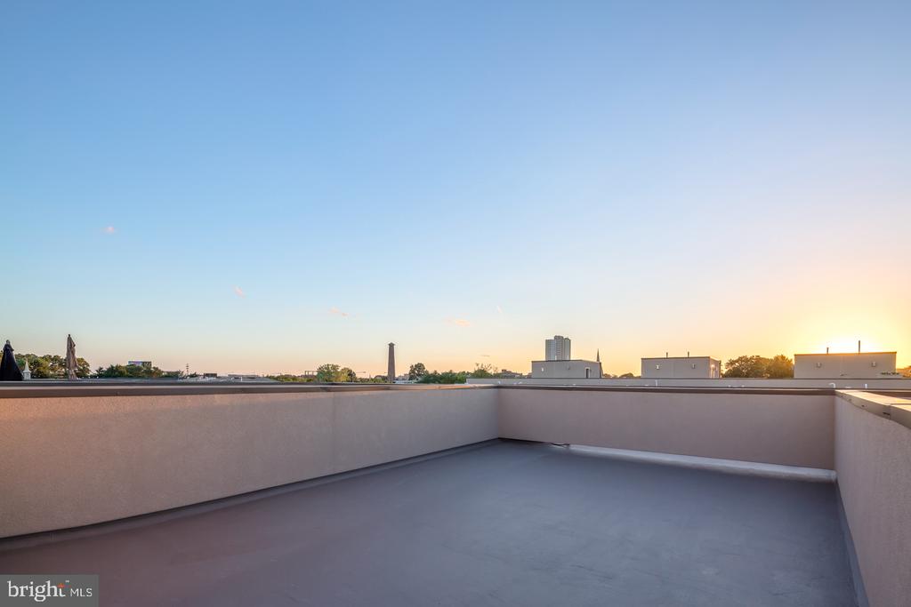 740 S CHRIS COLUMBUS BOULEVARD Unit: 70