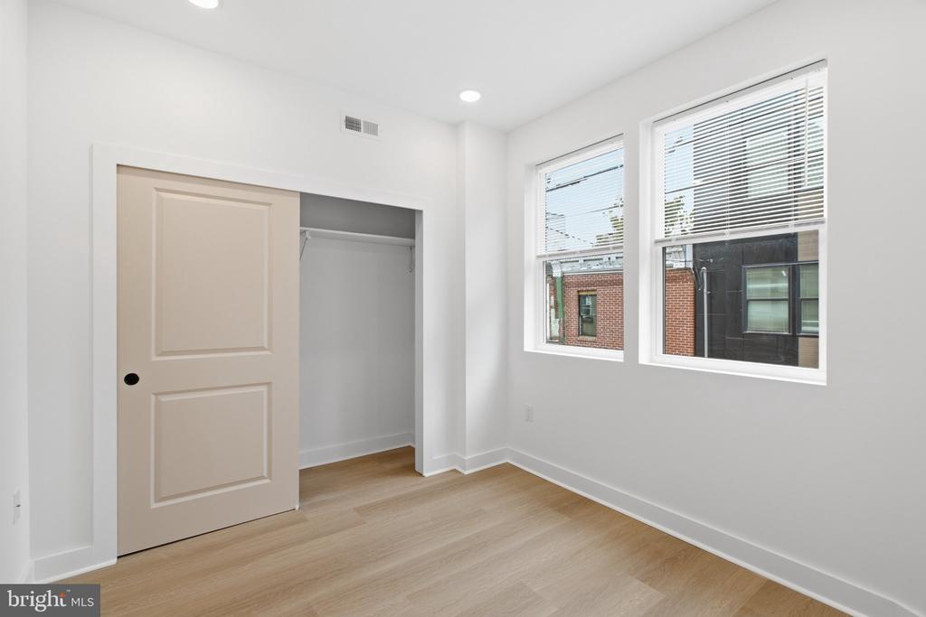 1019 W ORLEANS STREET