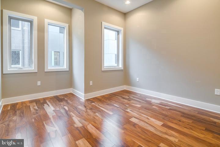 826 N 3RD STREET Unit: 4