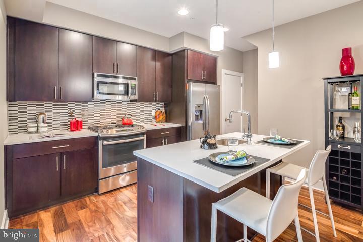 826 N 3RD STREET Unit: 4