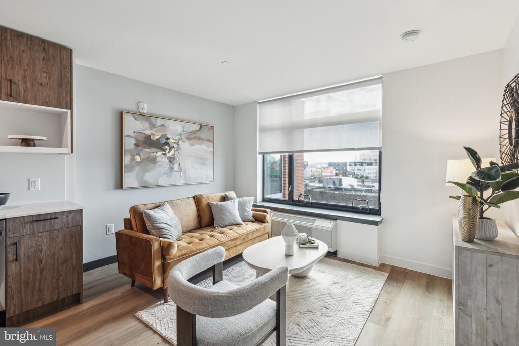 1122 FRANKFORD AVENUE Unit: 202