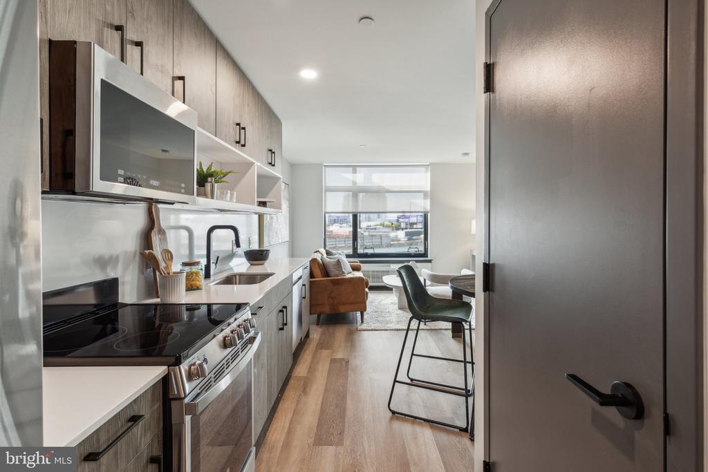 1122 FRANKFORD AVENUE Unit: 202