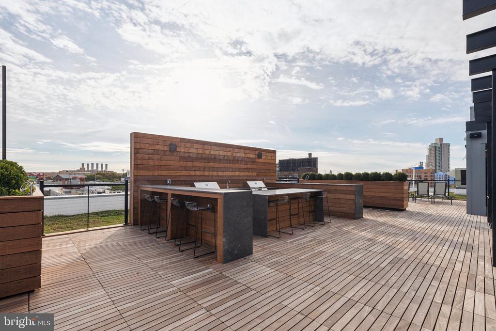 1122 FRANKFORD AVENUE Unit: 202