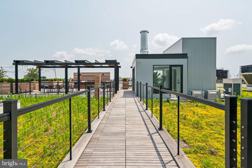 1122 FRANKFORD AVENUE Unit: 501