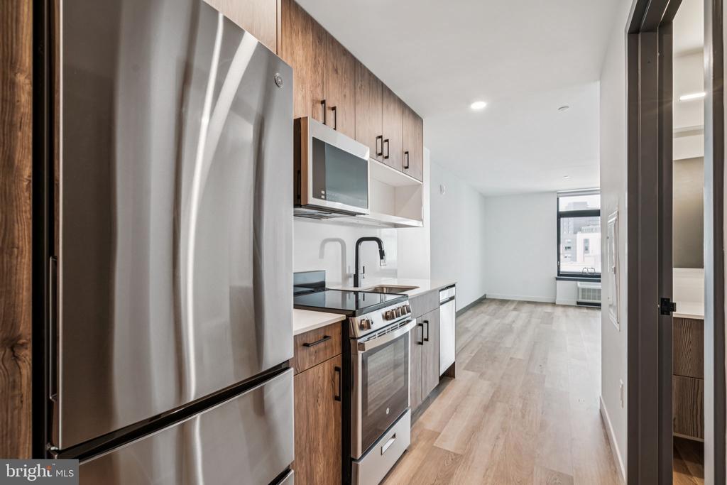 1122 FRANKFORD AVENUE Unit: 501
