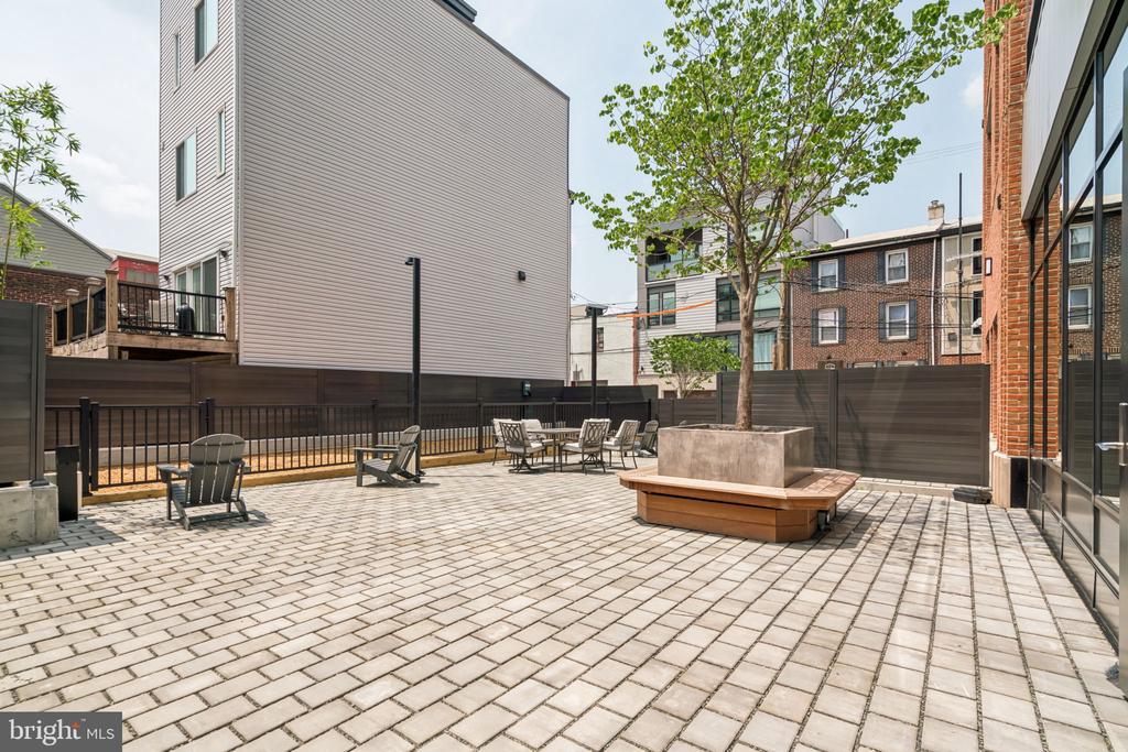 1122 FRANKFORD AVENUE Unit: 501