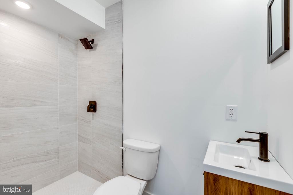 4218 BALTIMORE AVENUE Unit: 4A