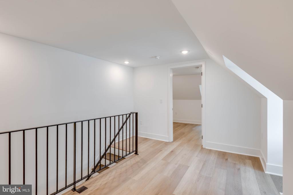4218 BALTIMORE AVENUE Unit: 4A