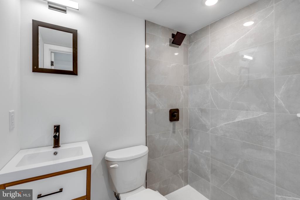 4218 BALTIMORE AVENUE Unit: 4A