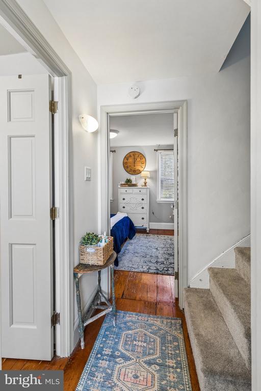 909 S 3RD STREET