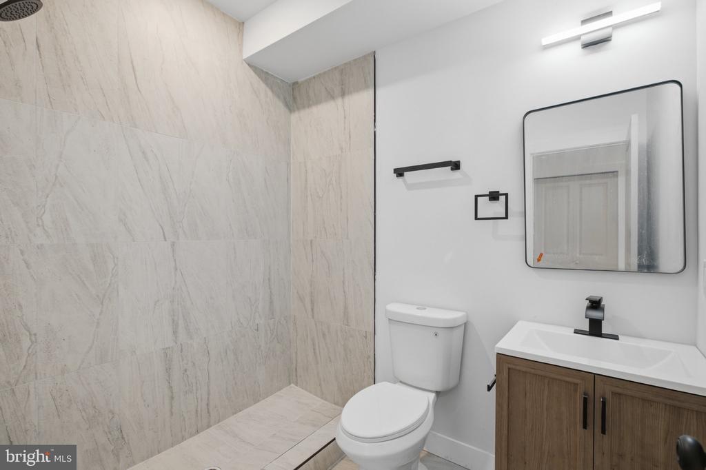 2449 N 6TH STREET Unit: 2