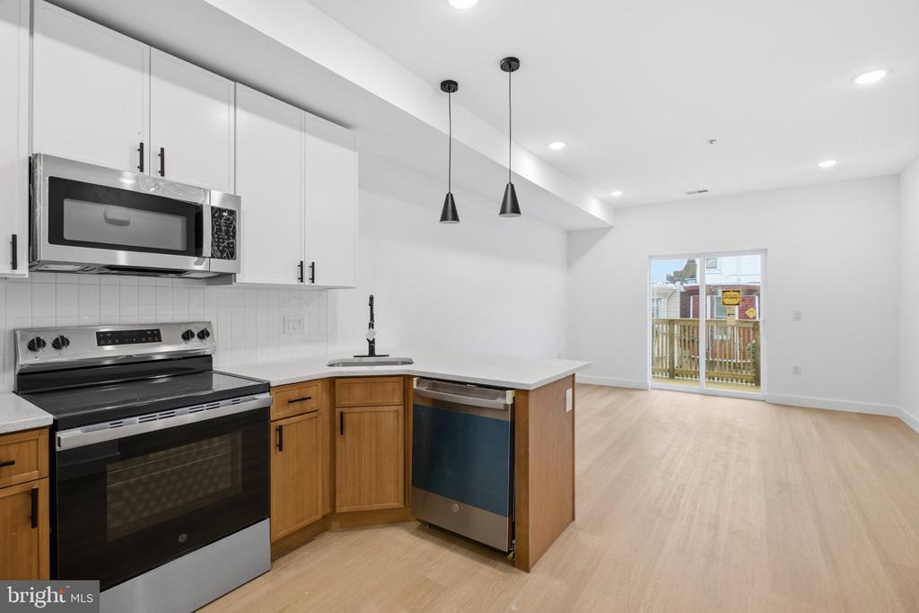 2449 N 6TH STREET Unit: 2