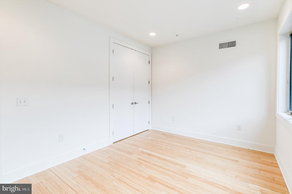 919 N 5TH STREET Unit: 7