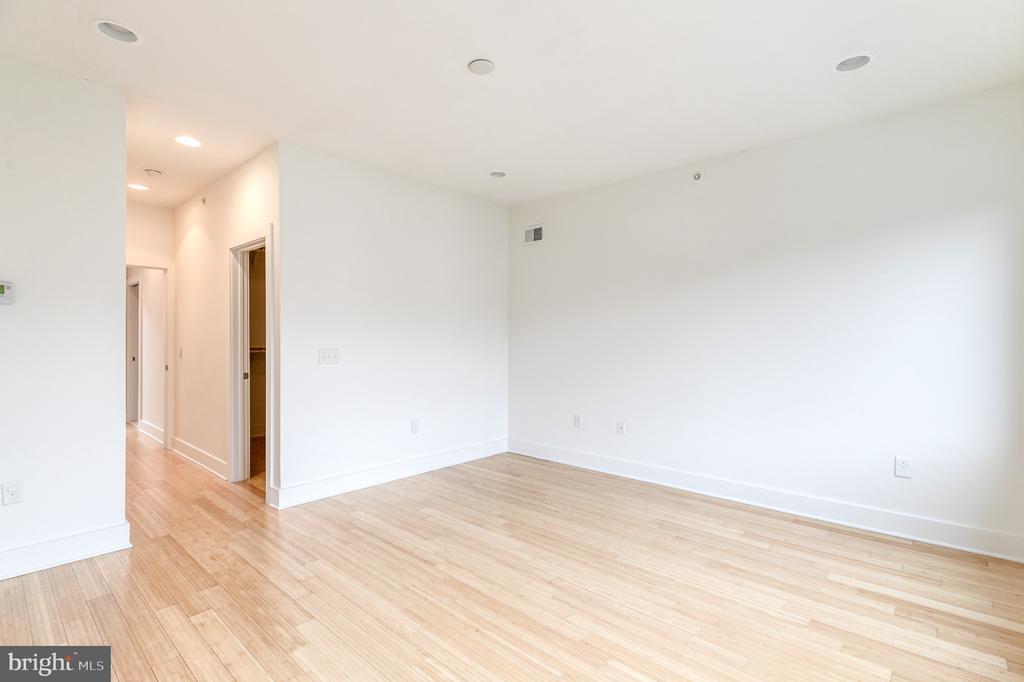 919 N 5TH STREET Unit: 7