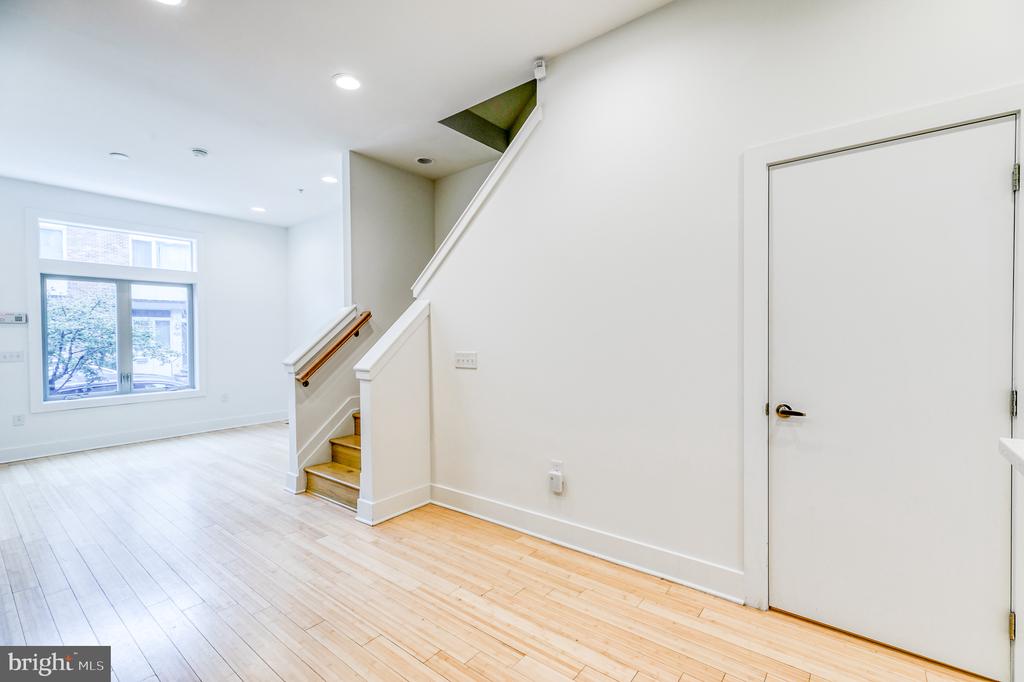 919 N 5TH STREET Unit: 7