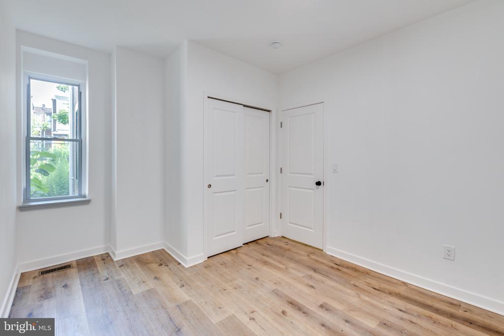 3657 OLD YORK ROAD Unit: 1