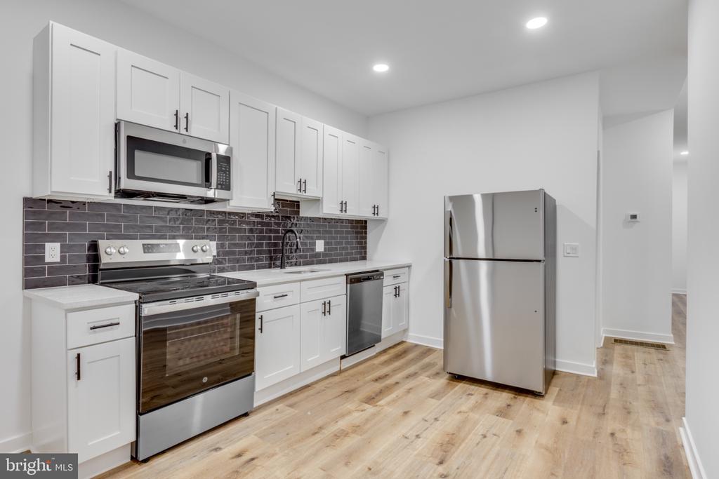 3657 OLD YORK ROAD Unit: 1