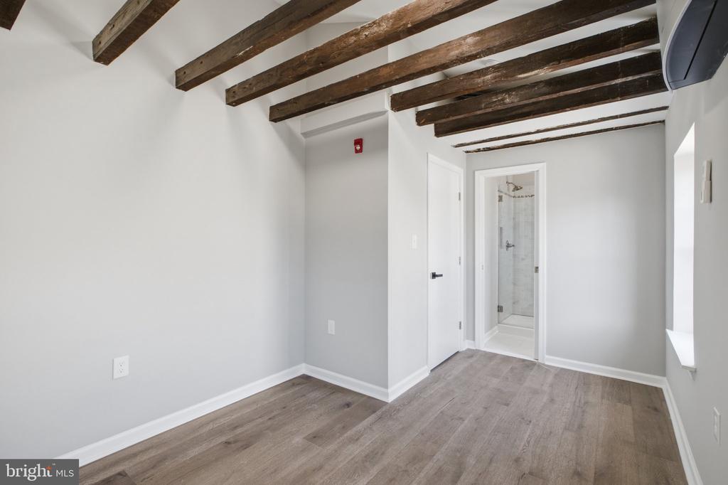 1632 MOUNT VERNON STREET Unit: PH