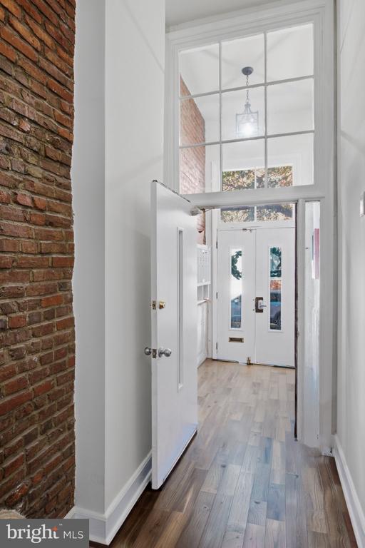 1632 MOUNT VERNON STREET Unit: PH