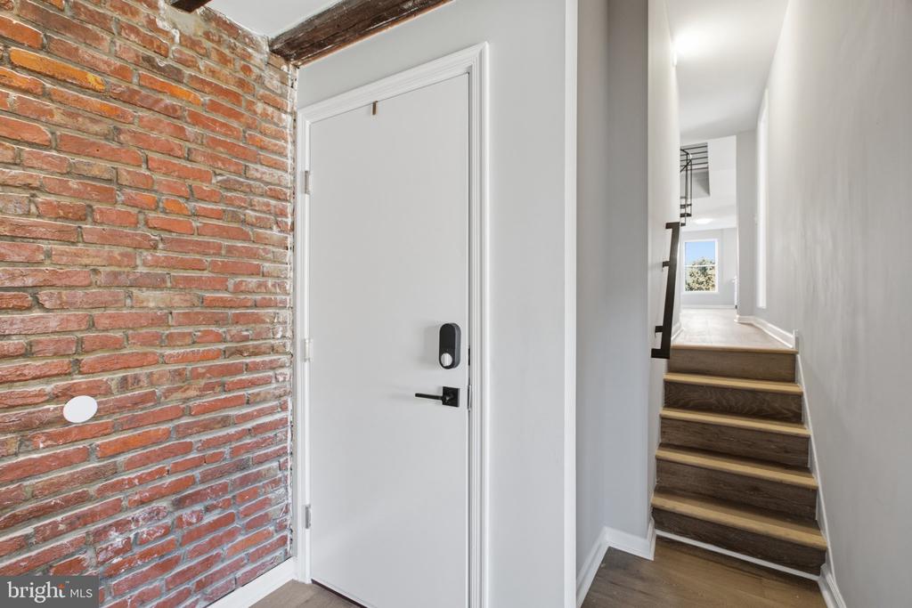 1632 MOUNT VERNON STREET Unit: PH