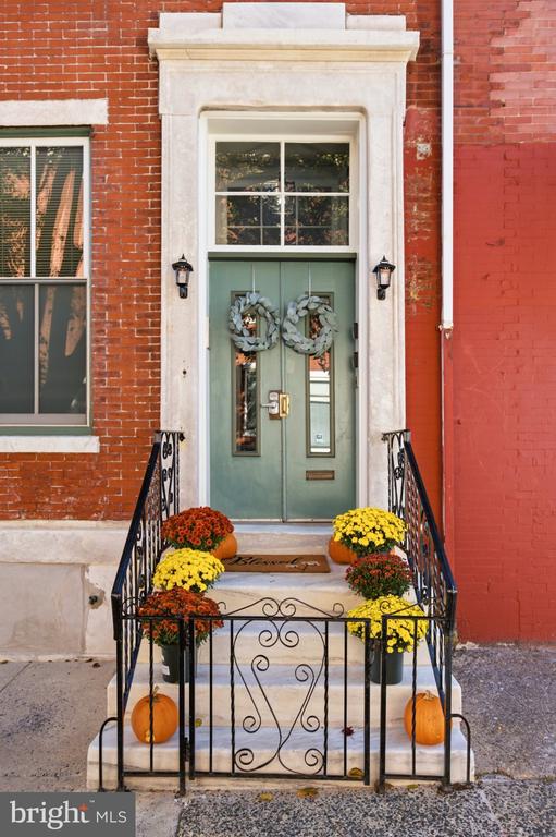 1632 MOUNT VERNON STREET Unit: PH