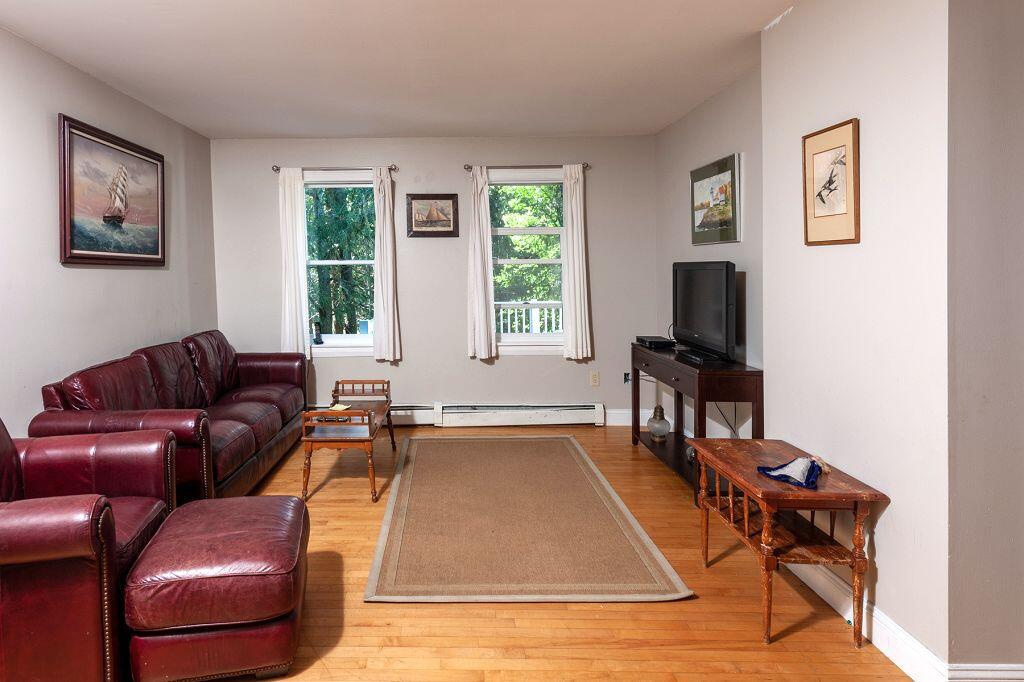 38 Pine Mountain Road