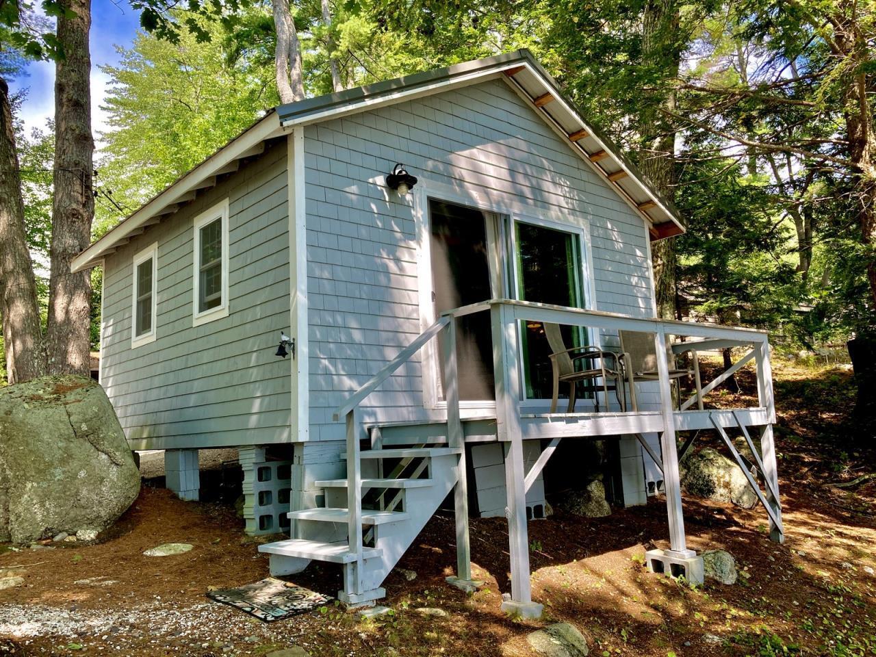 1 Lakeside Way