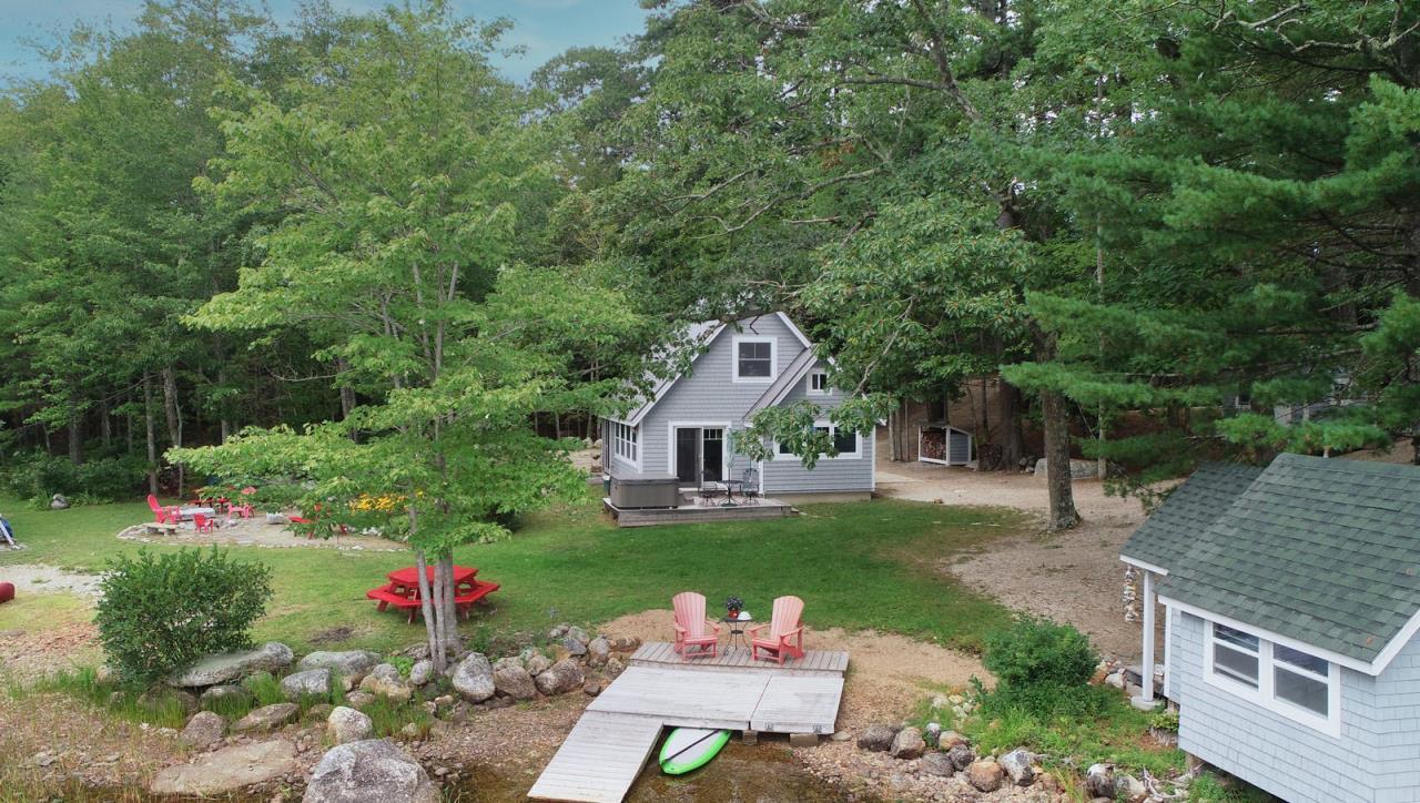 1 Lakeside Way