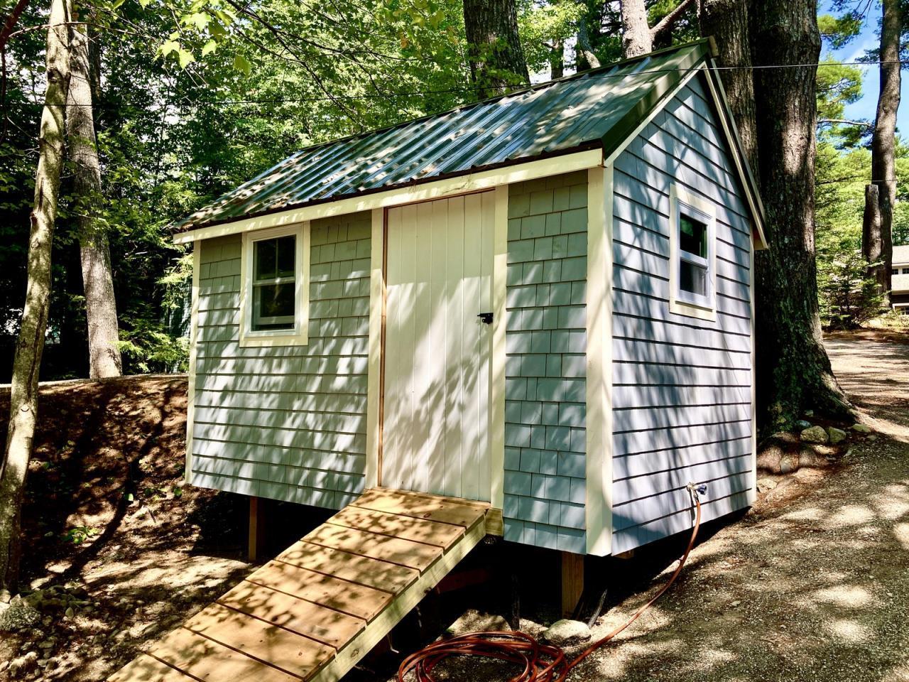1 Lakeside Way