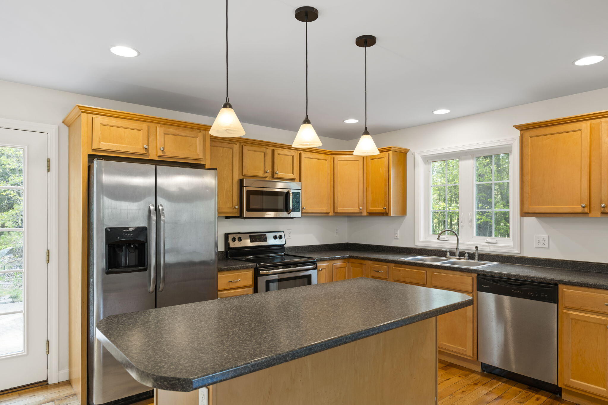 8 Parker Ridge Road