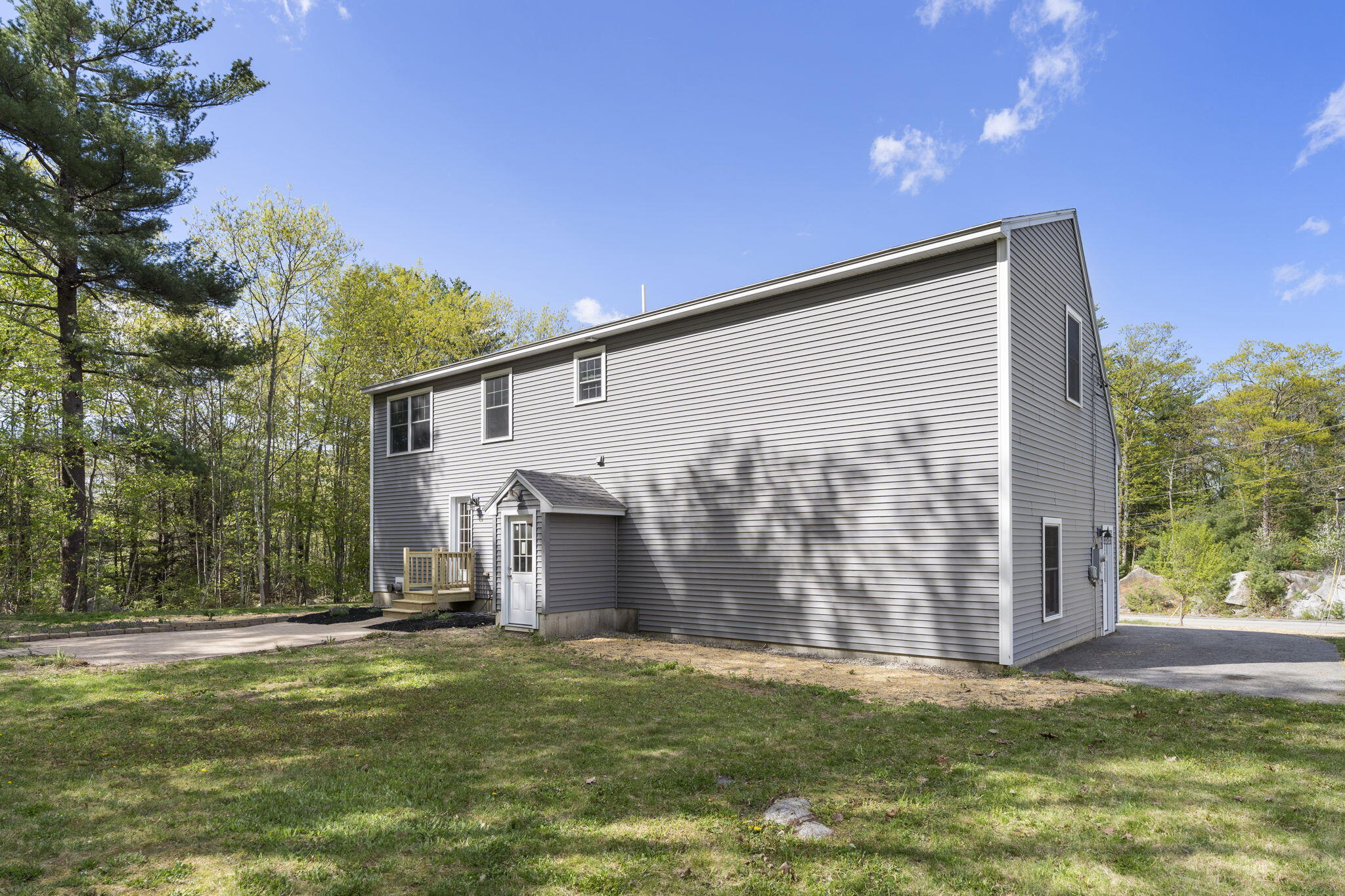 8 Parker Ridge Road