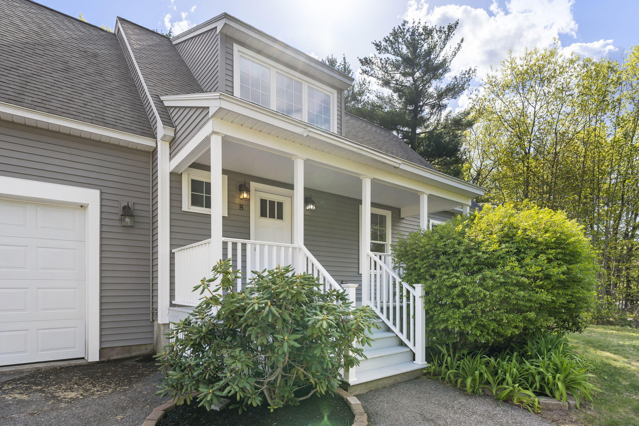 8 Parker Ridge Road