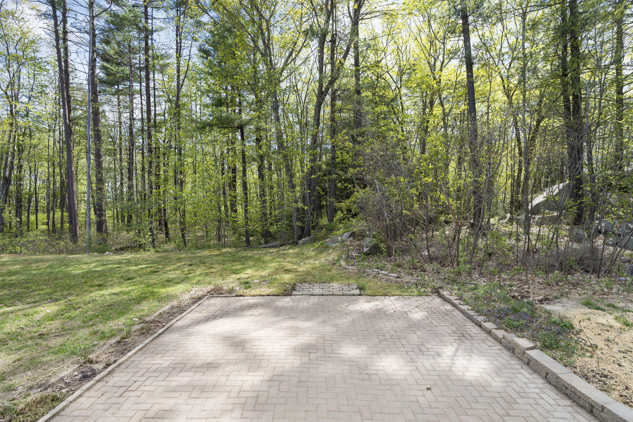 8 Parker Ridge Road