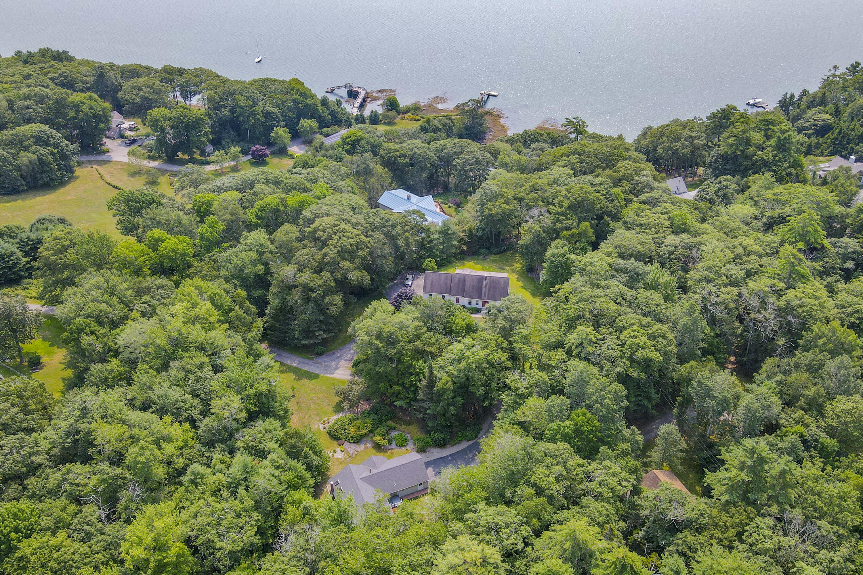 31 Deer Trail Drive