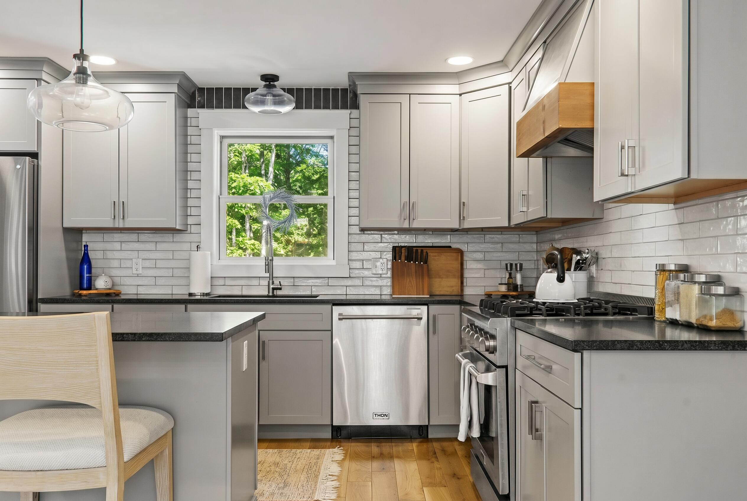 39 Shackleton's Way